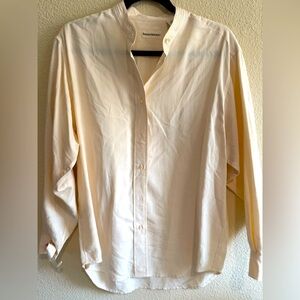 Banana Republic Women's Cream Button Down Shirt